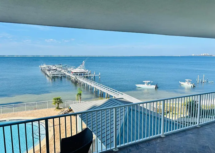 Ocean Serenity - Ocean View Apartment Pensacola
